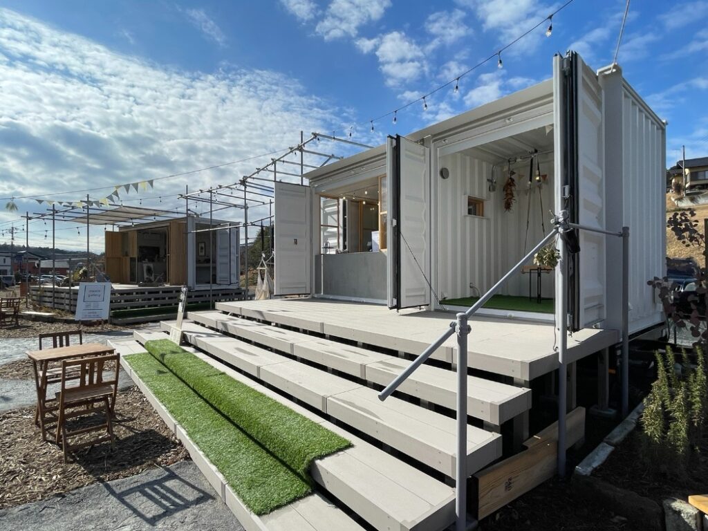 ナンバーなしのトレーラーハウス